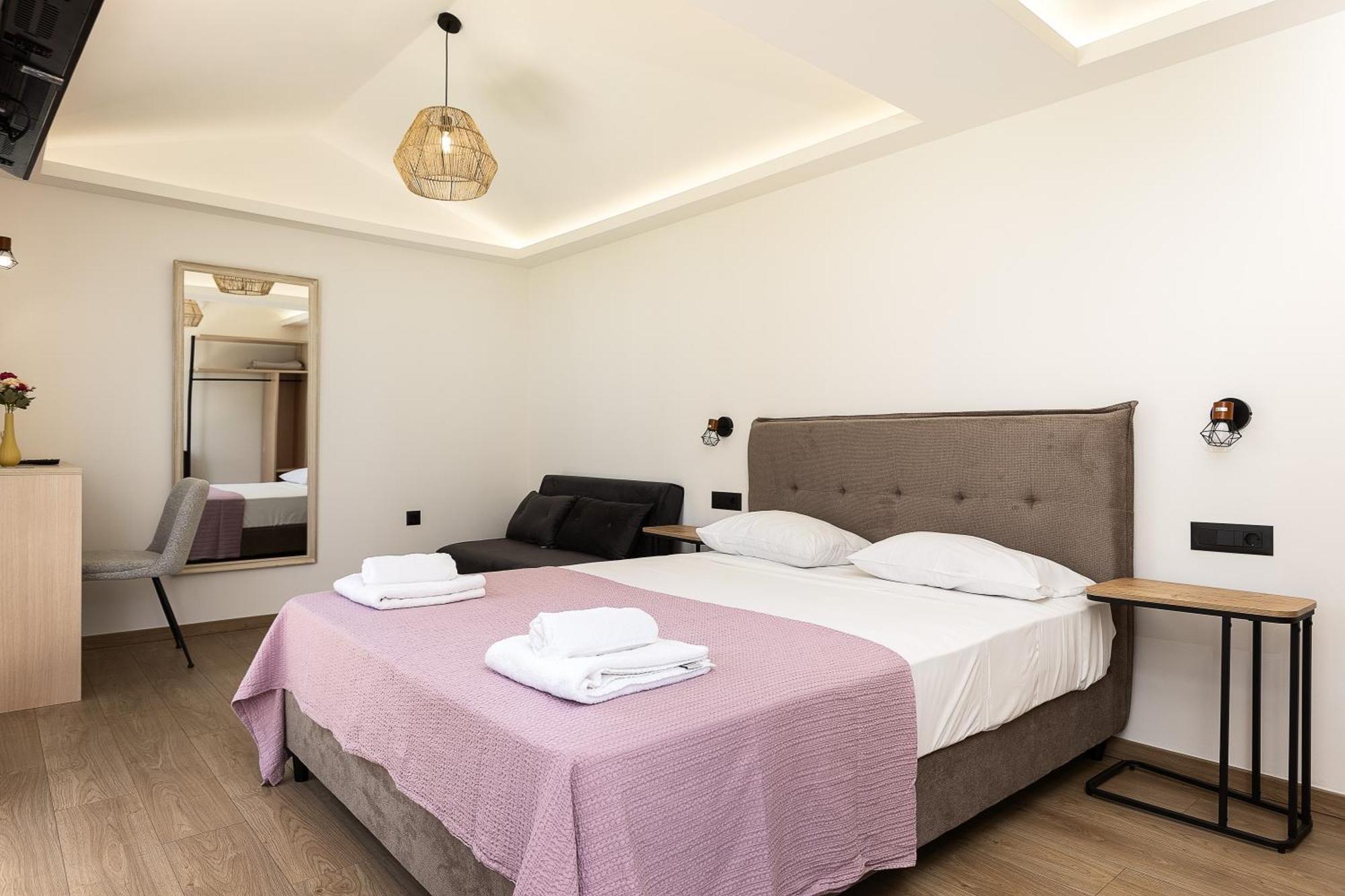 La Palma Beachfront Suites Georgioupoli Bagian luar foto